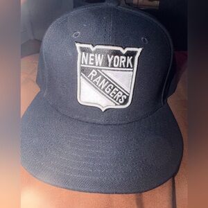 Mitchell & Ness Black Fitted Cap